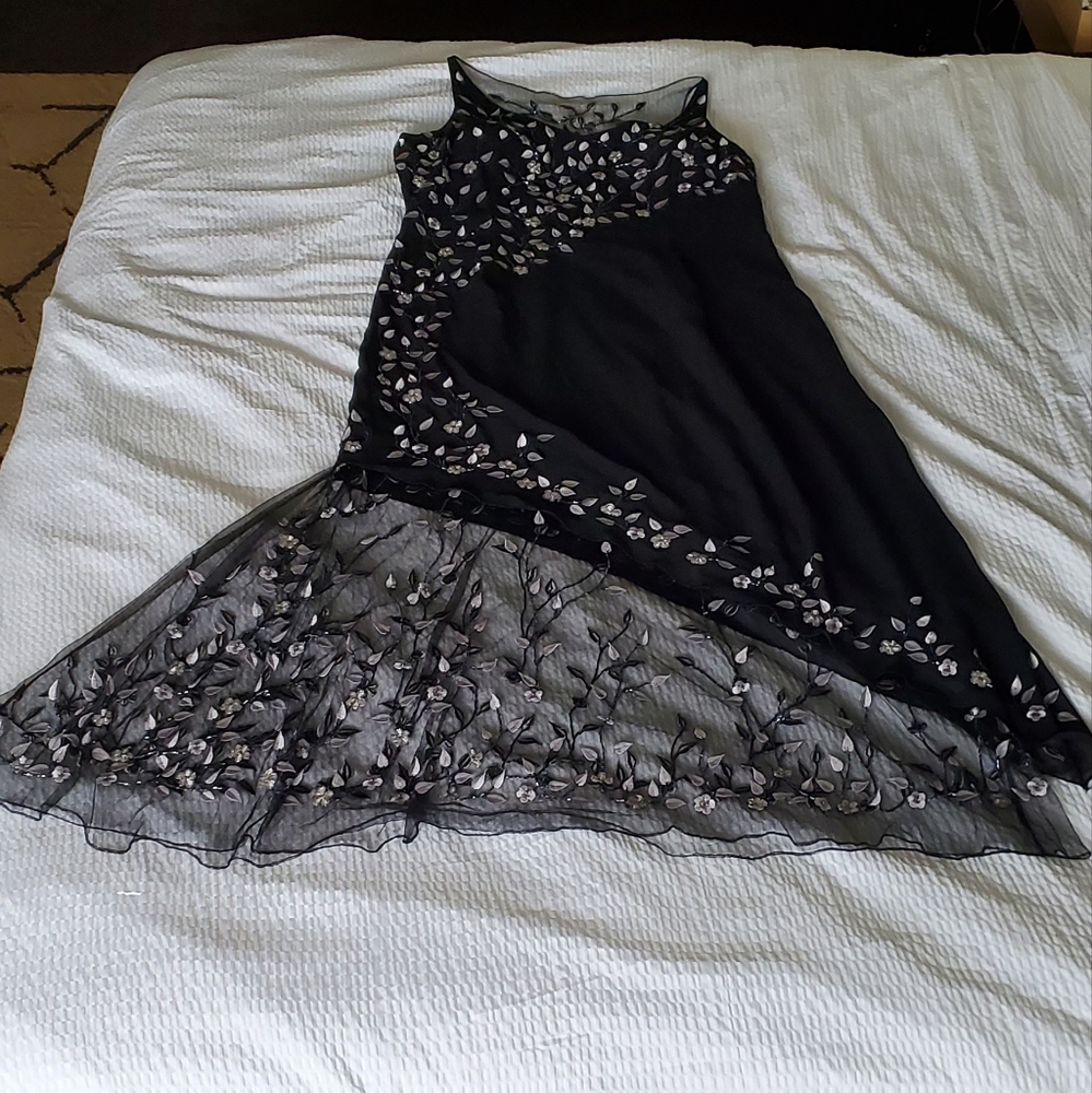 Night Scene Et609 dress NWT